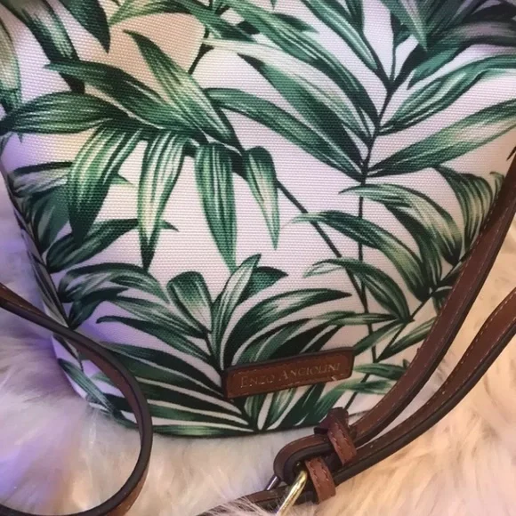 Green Leaf Print Bucket Tote Bag Bamboo Leather - Picture 7 of 8